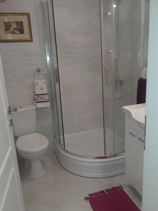 New Kosljun Apartment Short Walk To Beach Extérieur photo